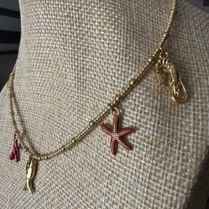 Atelier CVL Collier – ras de cou – 5 breloques