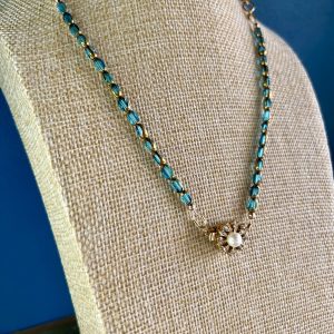 Collier Victoria fermoir fleur Atelier CVL