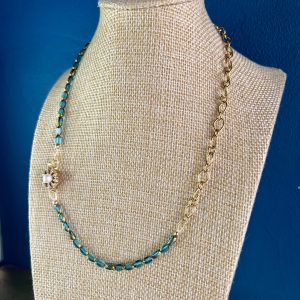 Collier Victoria fermoir fleur Atelier CVL