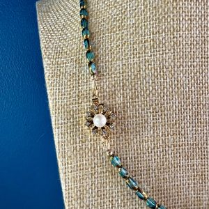Collier Victoria fermoir fleur Atelier CVL